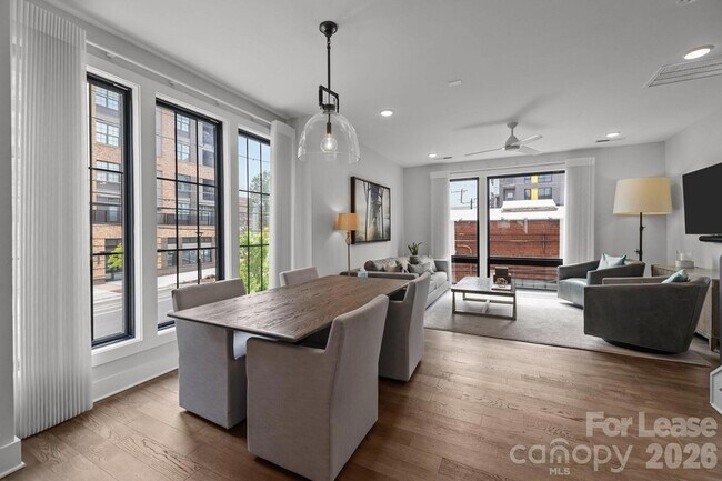 Building Photo - 1207 Minter Pl