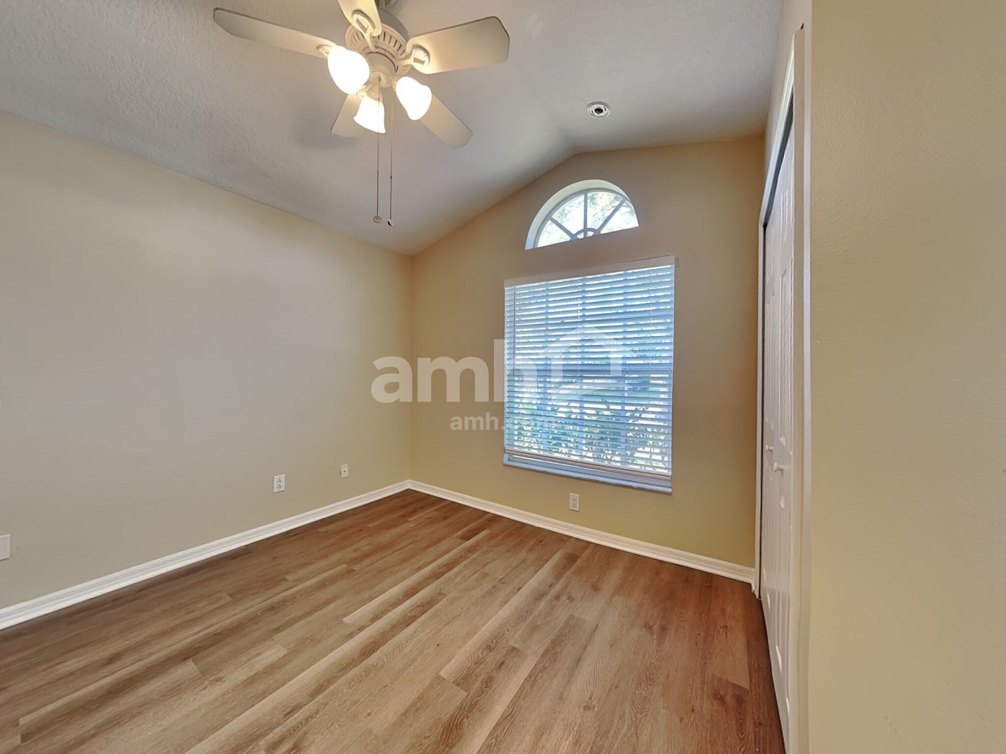 Building Photo - 32124 Cypress Valley Dr