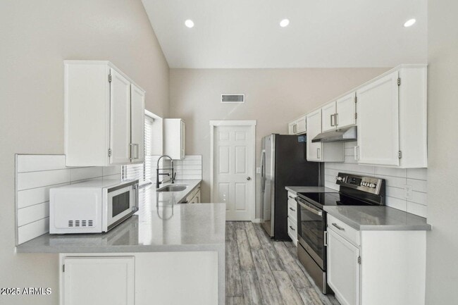 Building Photo - 20149 N 92nd Ave