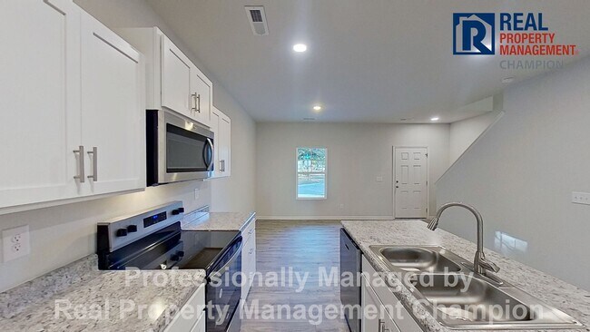 Building Photo - Marketing Description