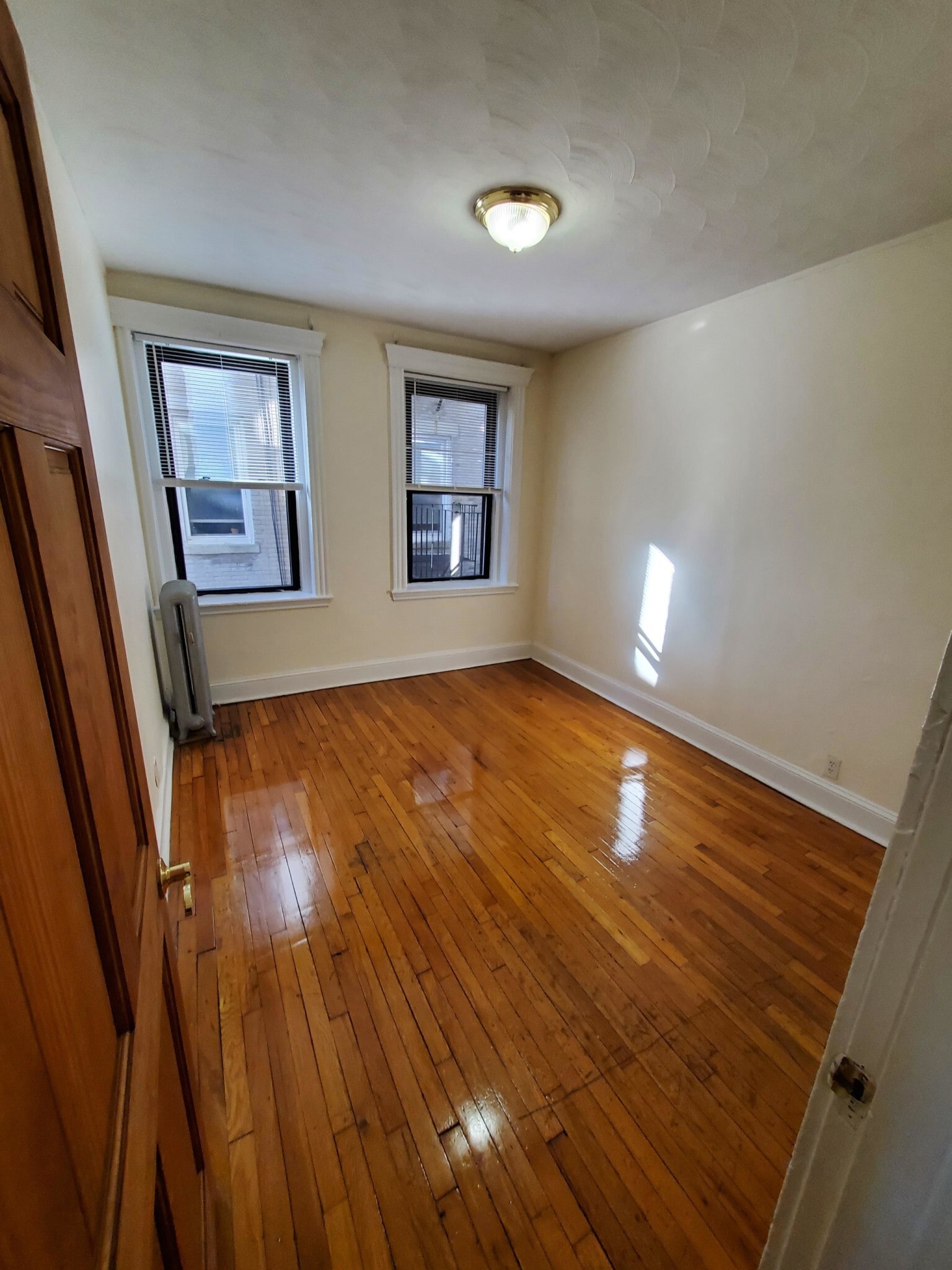 Building Photo - 84 New Whitney St