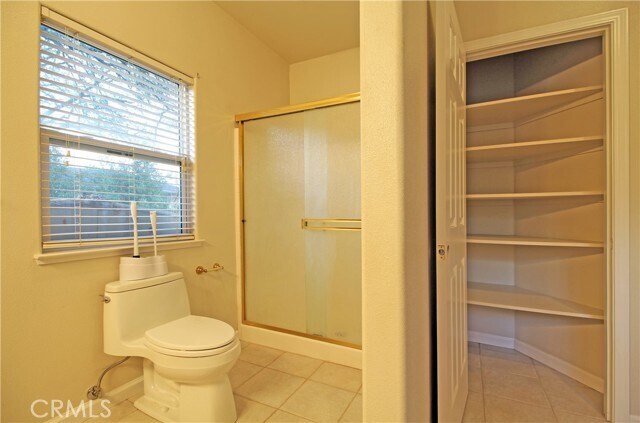 Building Photo - 18896 N Shore Dr