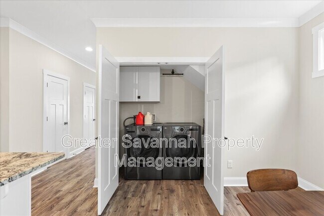 Building Photo - 45 Grove Park Dr