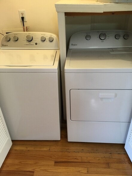 Full size washer and dryer included in unit! - 6828 Ray Rd