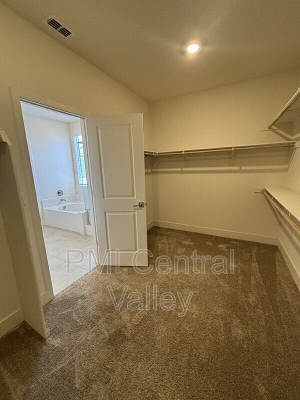Building Photo - 3226 Tibidabo St