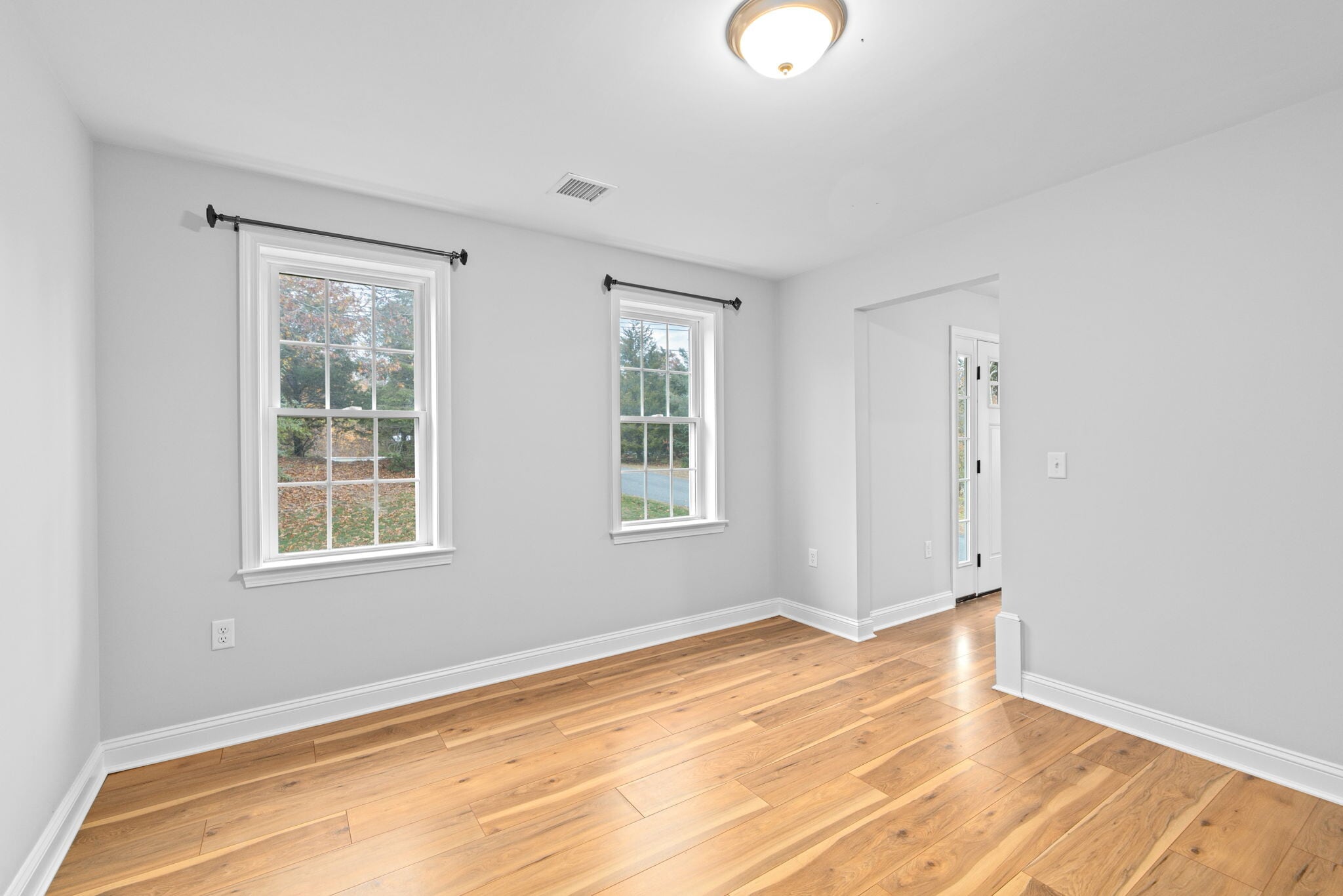 Building Photo - 145 Driftway