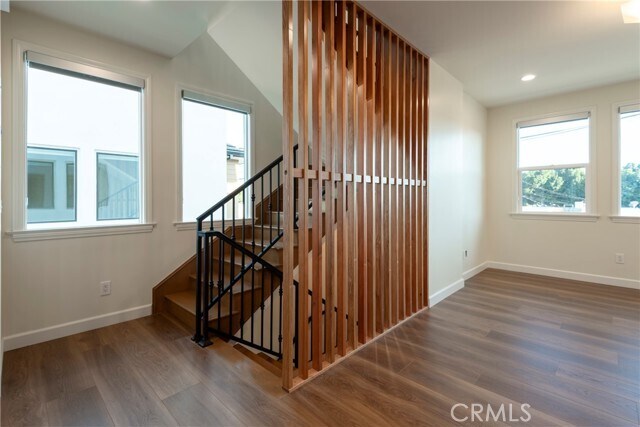 Building Photo - 5922 Encinita Ave