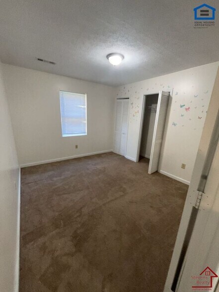 Building Photo - 246 Dogwood Pointe Dr