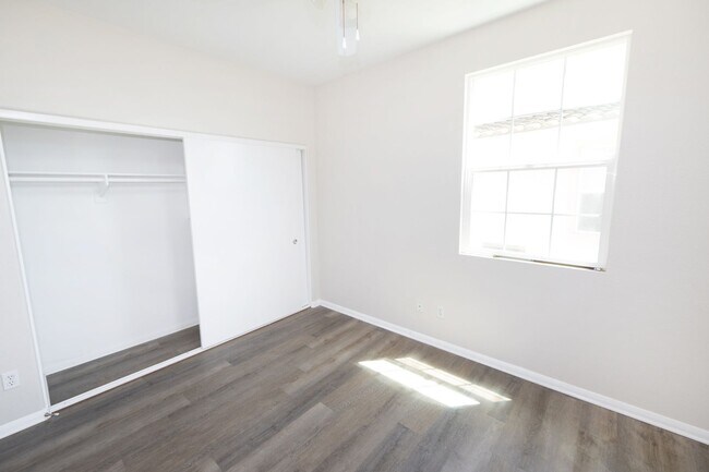 Building Photo - Amazing 3 Bedroom Condo available now! Chula Vista / Eastlake / Otay Ranch Area