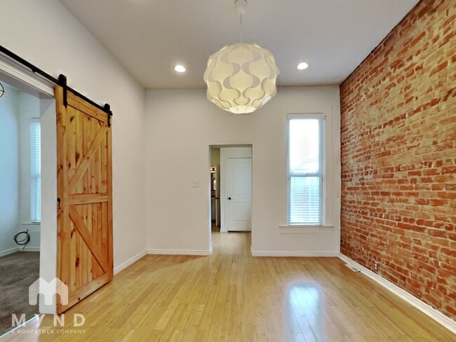 Building Photo - 3042 California St