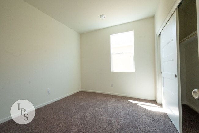Building Photo - BRAND NEW!! Madera Westside Home, 3BR/2BA,...