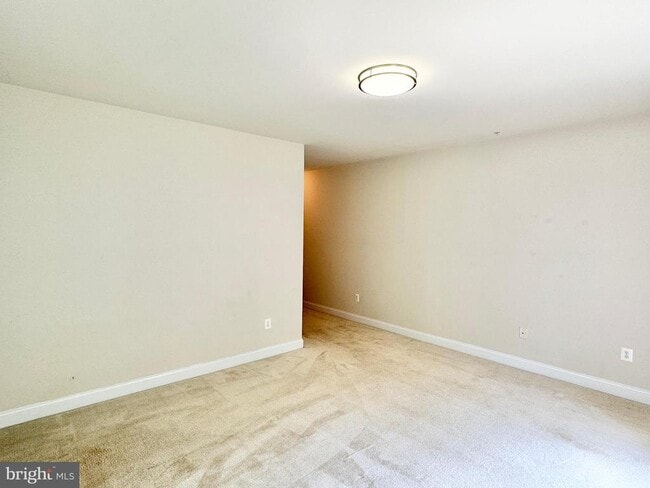 Building Photo - 2304 Margraf Cir