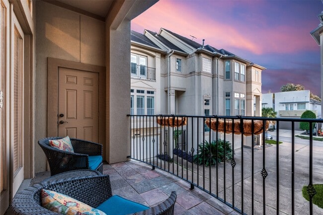 Building Photo - 4512 Rose St