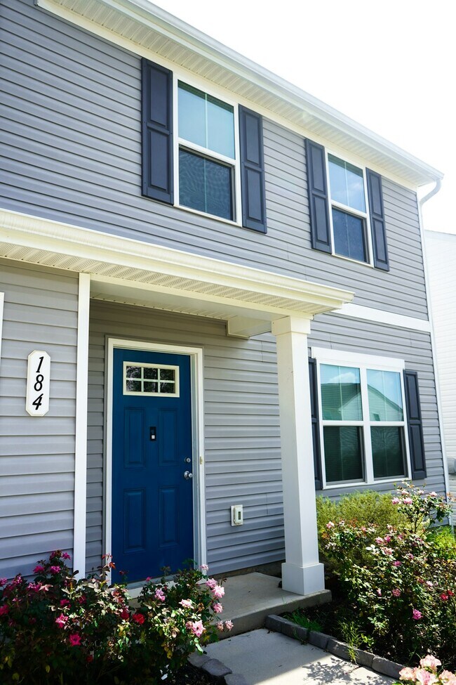 Building Photo - 184 Browband St