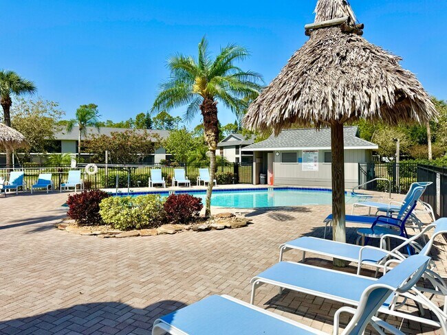 Building Photo - ** ABBEY AT BERKSHIRE VILLAGE ** 2 BED / 2...