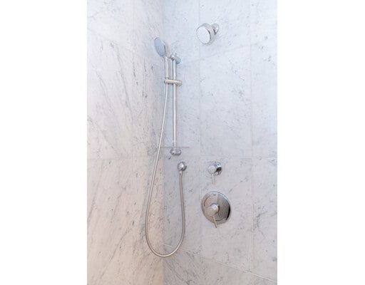 Building Photo - 218 Market St