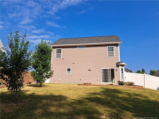 Building Photo - 162 Watchmen Ln