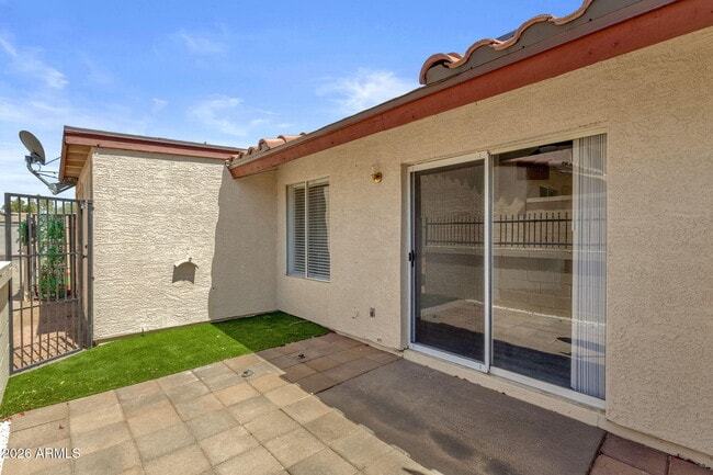 Building Photo - 6454 E University Dr