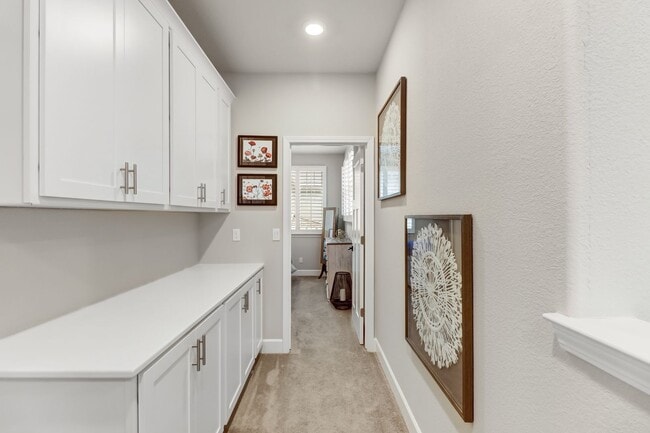 Building Photo - Beautiful 4-Bedroom, 3-Bath Home on a Quiet Cul-de-Sac in Woodland