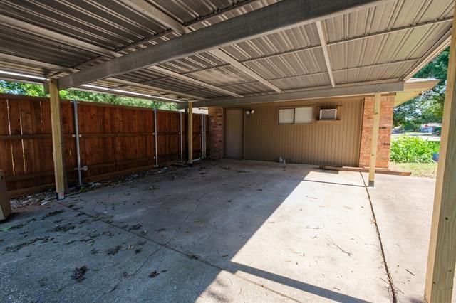 Building Photo - 2733 Leameadow Dr