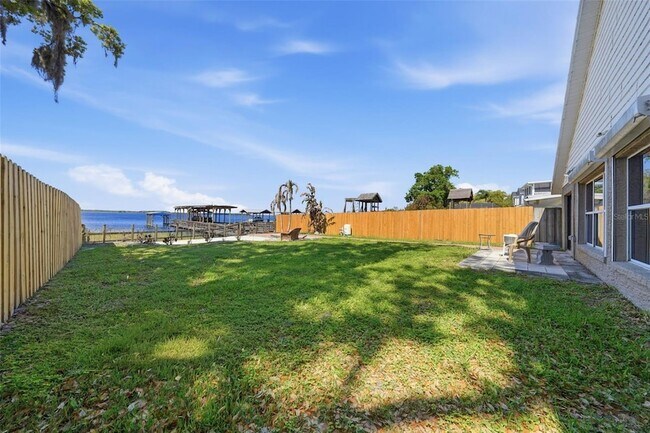 Building Photo - 6254 Alligator Lake Shore E