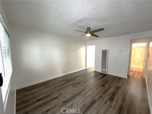 Building Photo - 12926 Doty Ave
