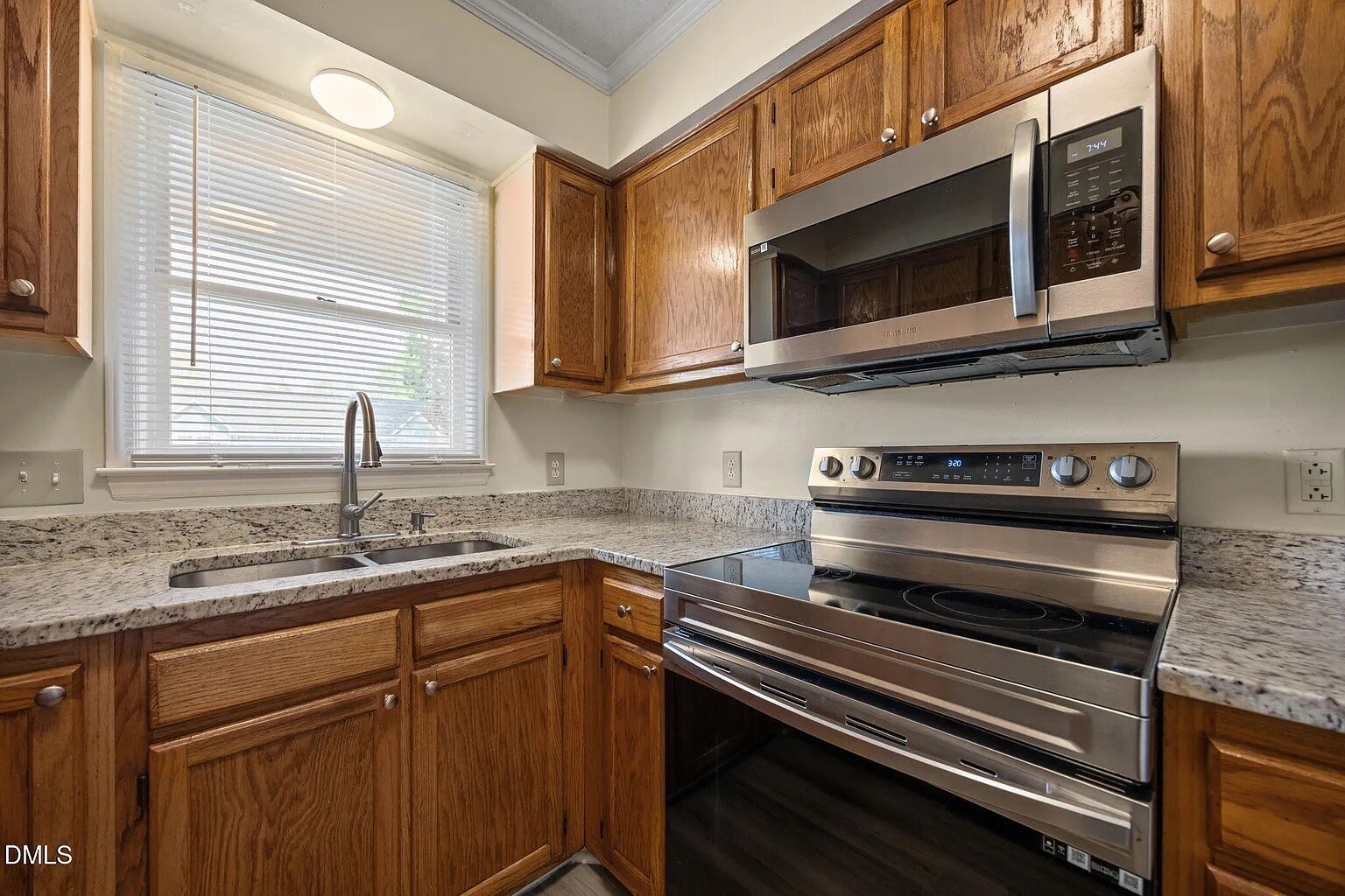 Building Photo - Room in Townhome on Oakland Hills Way