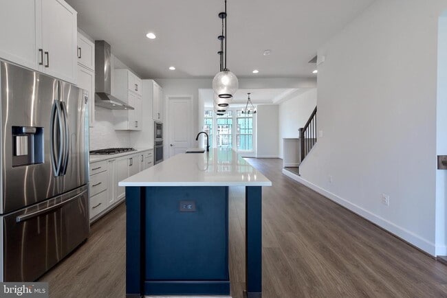 Building Photo - 20686 Glenmont Ter
