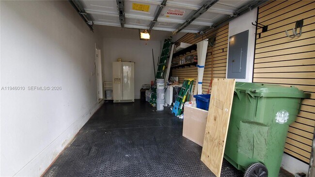 Building Photo - 4144 Sapphire Terrace