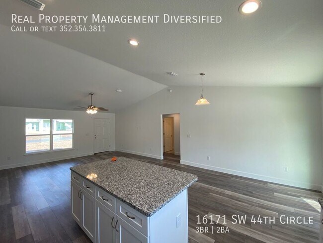 Building Photo - 16171 SW 44th Cir