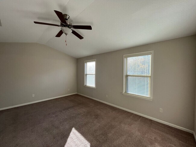 Building Photo - Fall in Love with Where You Live. Located in North Columbus