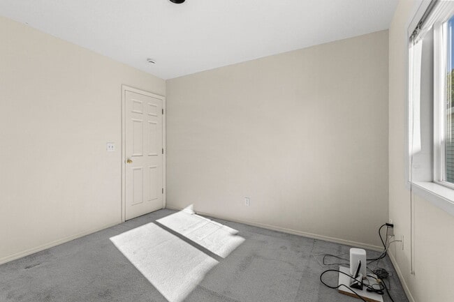 Building Photo - 15183 NW Nightshade Dr