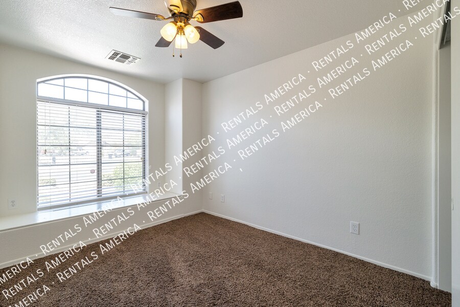 Building Photo - 13367 W Redfield Rd
