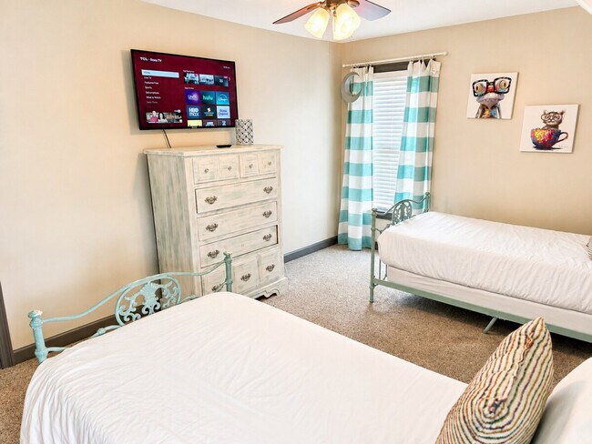Building Photo - 10 Bridlewood Ct