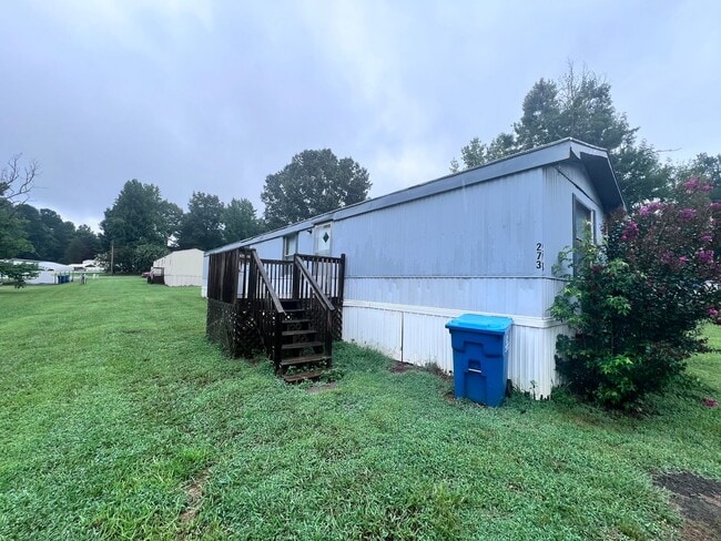 Primary Photo - For Rent Davie County!!