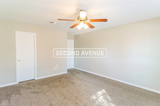 Building Photo - 406 Lone Star Park Ln