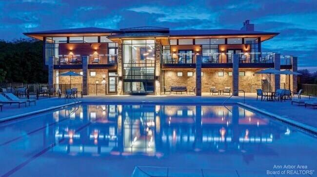 Building Photo - 3212 Brackley Dr