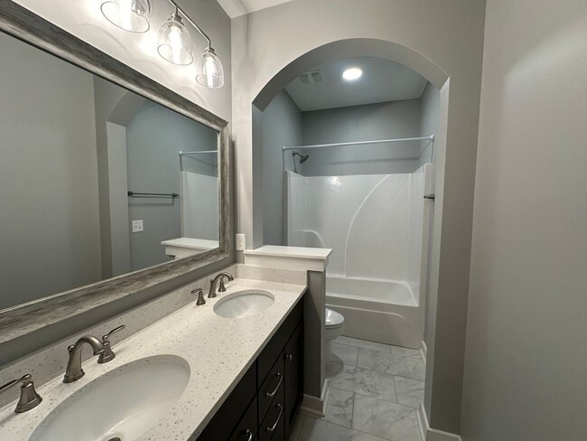 Building Photo - Beautiful Prattville Home