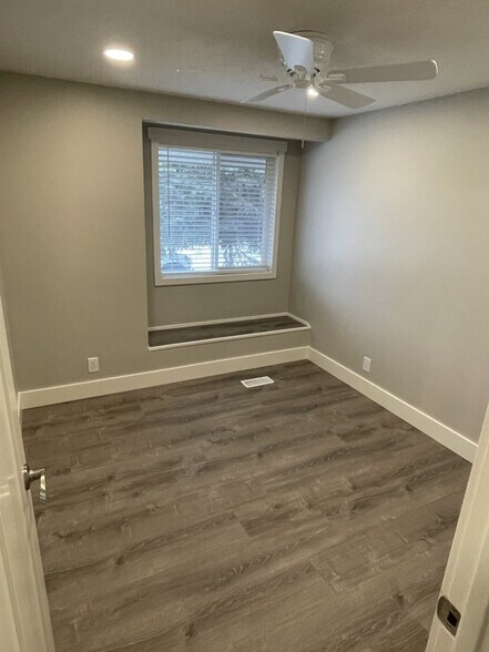 Building Photo - 578 N 660 W