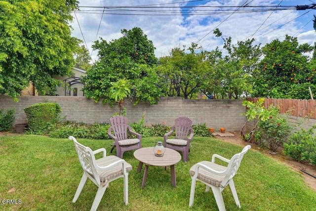 Building Photo - 1608 N Grand Oaks Ave