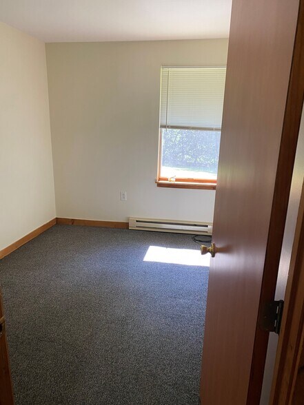 Building Photo - 141 Lillibridge Ave