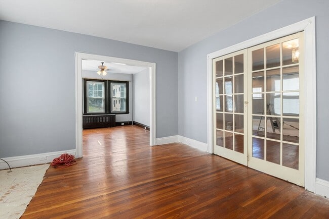 Building Photo - 146 Homestead St