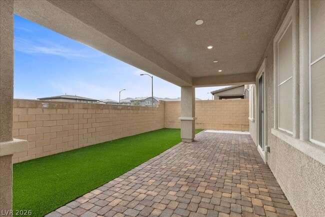 Building Photo - 10423 Stroma Ave