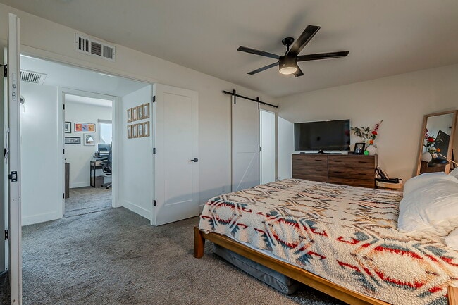Building Photo - 2163 S Las Flores