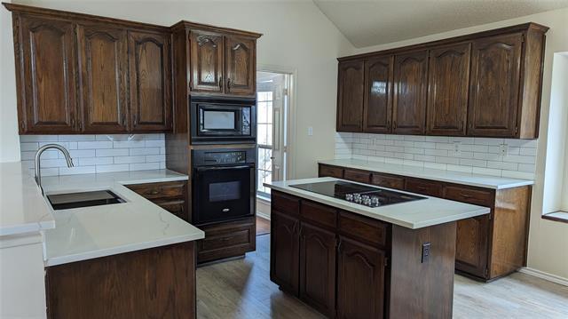 Building Photo - 1115 Cambridge Dr