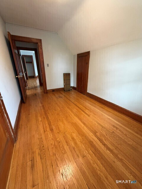 Building Photo - 82 Scofield Ave