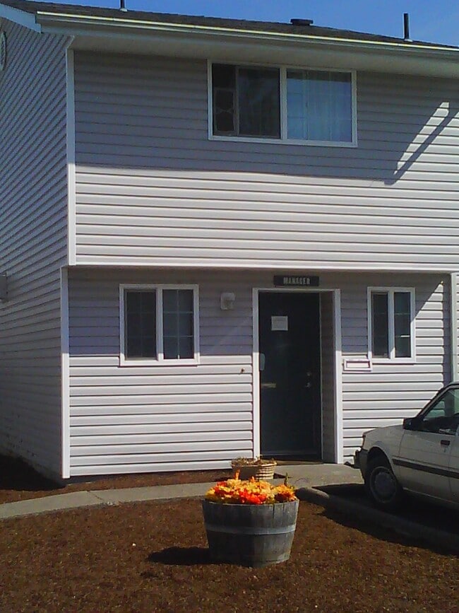 Building Photo - Mountain View Townhouses