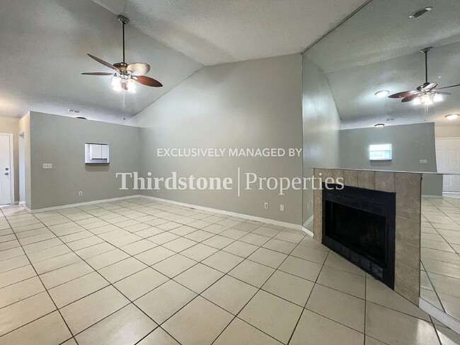 Building Photo - 5143 Indian Lakes Ct