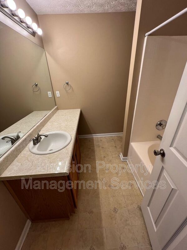 Building Photo - 4394 Stone Gate Way
