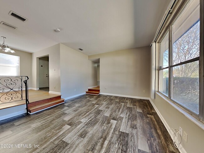 Building Photo - 6332 Romilly Dr